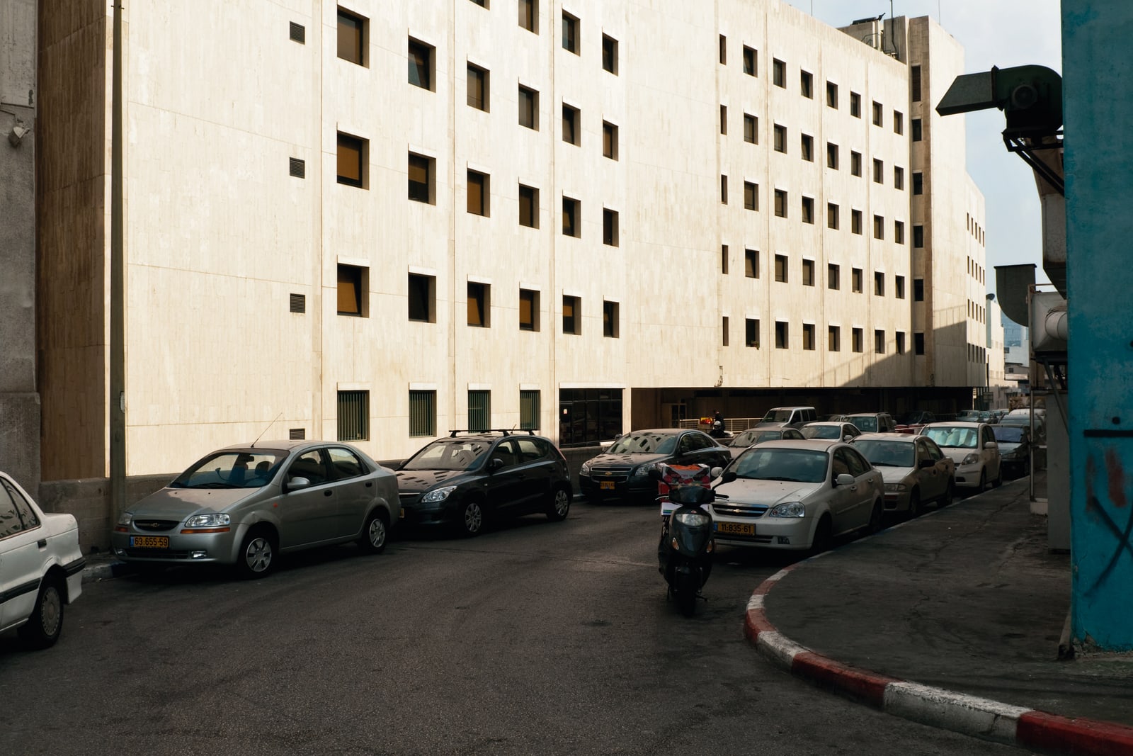 Untitled (Tel-Aviv) 2009 Lambda print, 60X90 cm